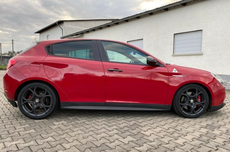 Alfa Romeo Giulietta • 2014 • 88,900 km 14
