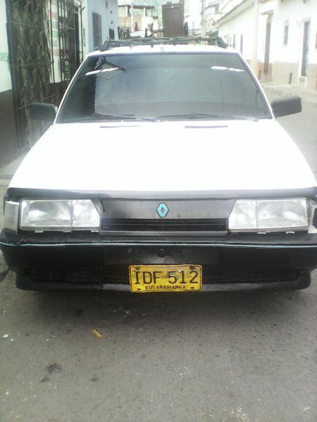 Renault 10 • 1988 • 12,000 km 1