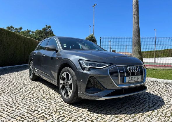 Audi e-tron • 2020 • 114,610 km 1