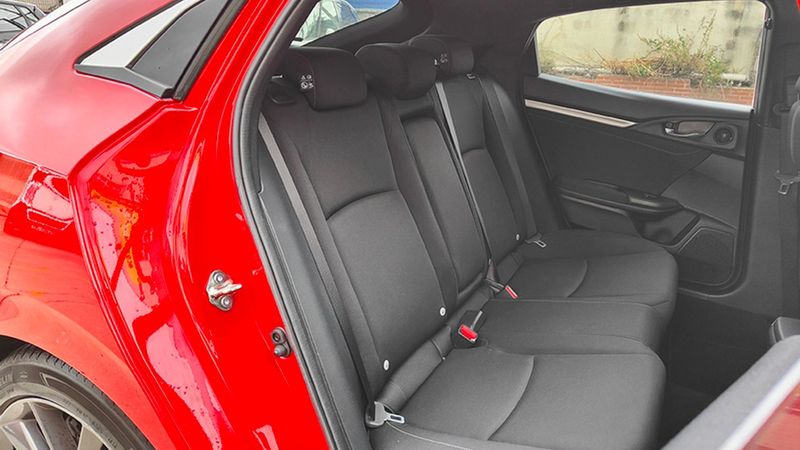 Honda Civic • 2021 • 33,800 km 11