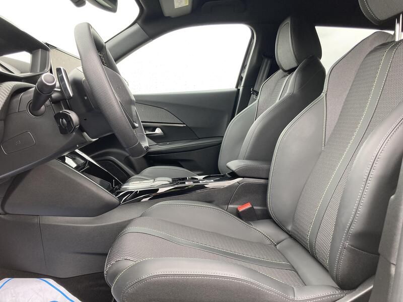 Peugeot 2008 • 2024 • 6,266 km 17