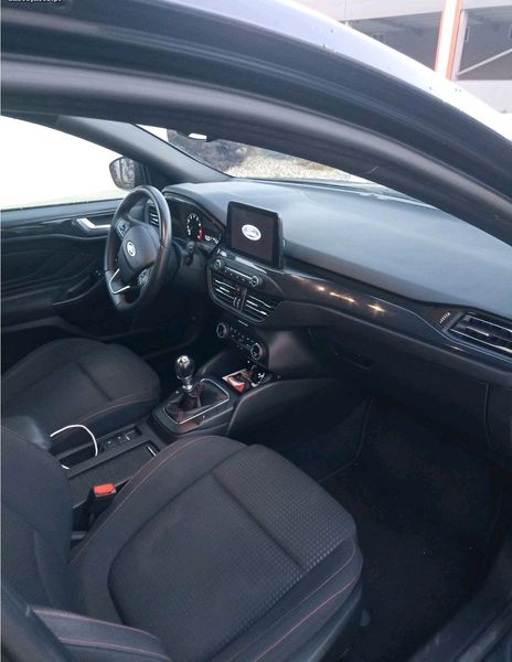 Ford Focus • 2021 • 60,000 km 3