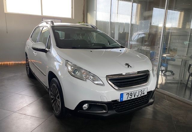 Peugeot 2008 • 2015 • 81,000 km 2