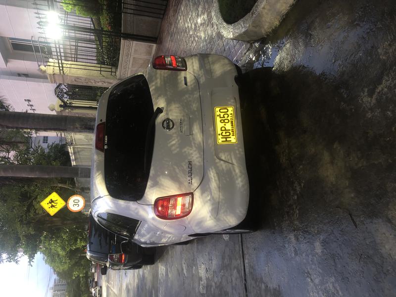 Nissan March • 2014 • 79,000 km 4