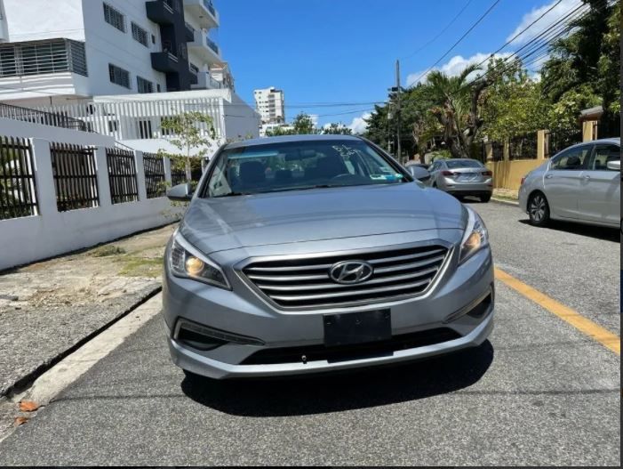 Hyundai Sonata • 2017 • 83,500 km 4