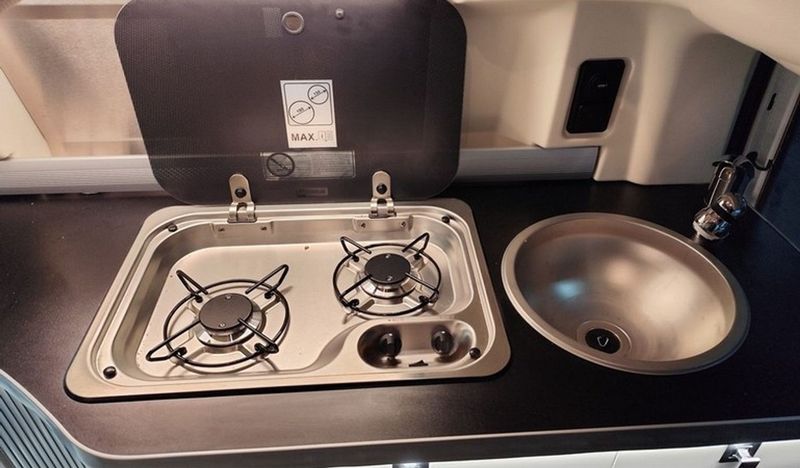 Volkswagen California • 2023 • 48,000 km 5