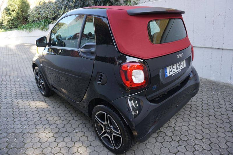 Smart fortwo • 2020 • 10,158 km 2