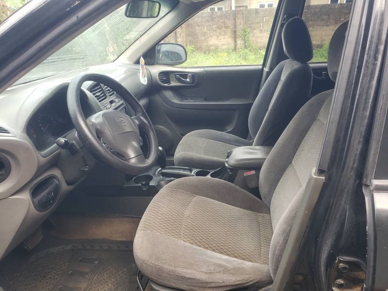 Hyundai Santa Fe • 2007 • 50,000 km 7