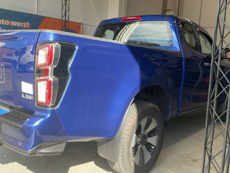 Isuzu D-MAX • 2021 • 45,000 km 5