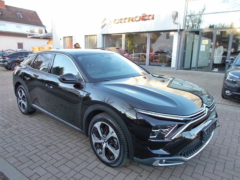 Citroën C5 • 2022 • 13,800 km 2