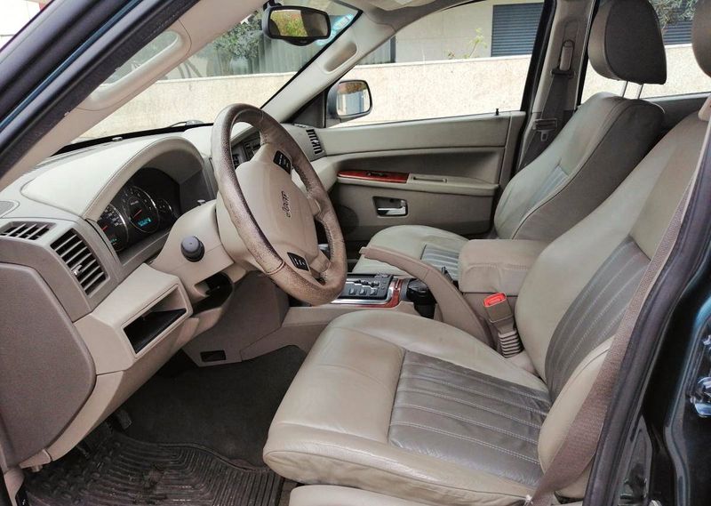 Jeep Liberty • 2005 • 20,000 km 2