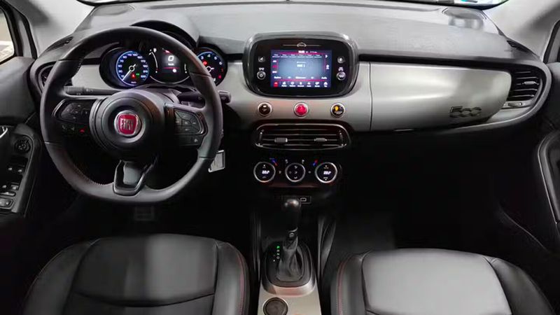 Fiat 500X • 2023 • 68,181 km 4