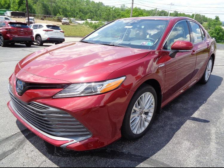 Toyota Camry • 2020 • 2,020 km 7