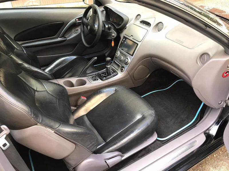Toyota Celica • 2000 • 107,000 km 5