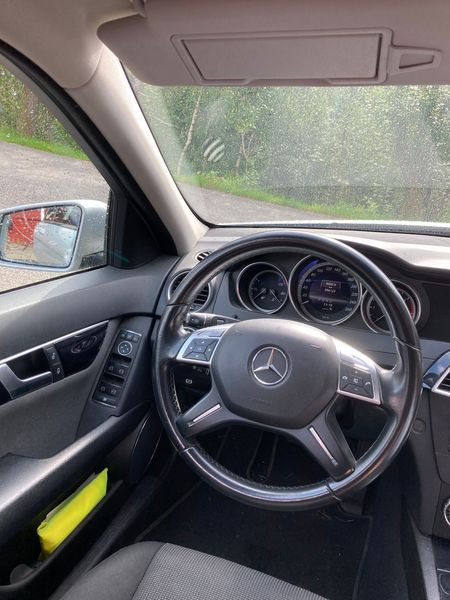 Mercedes-Benz C-Class • 2013 • 256,473 km 5