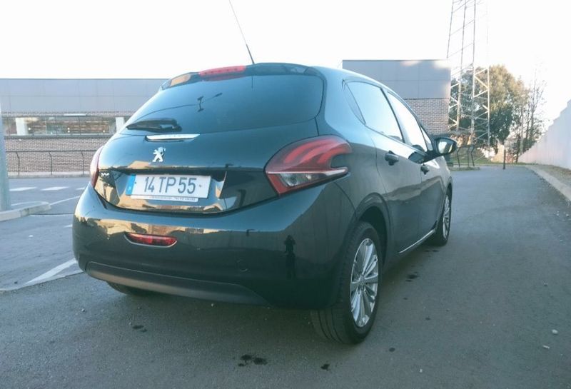Peugeot 2008 • 2017 • 163,000 km 5