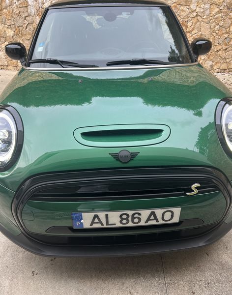 MINI Cooper S • 2021 • 5,930 km 1