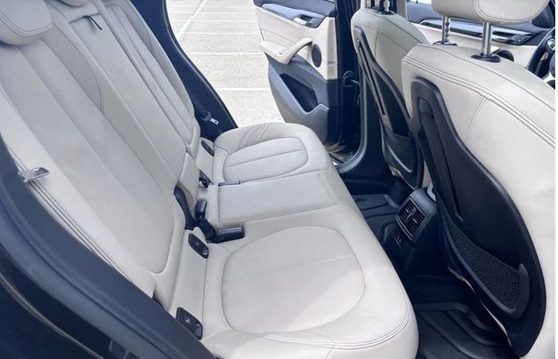 BMW X1 • 2021 • 40,000 km 8