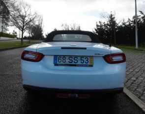 Fiat 124 Spider • 2017 • 8,500 km 4