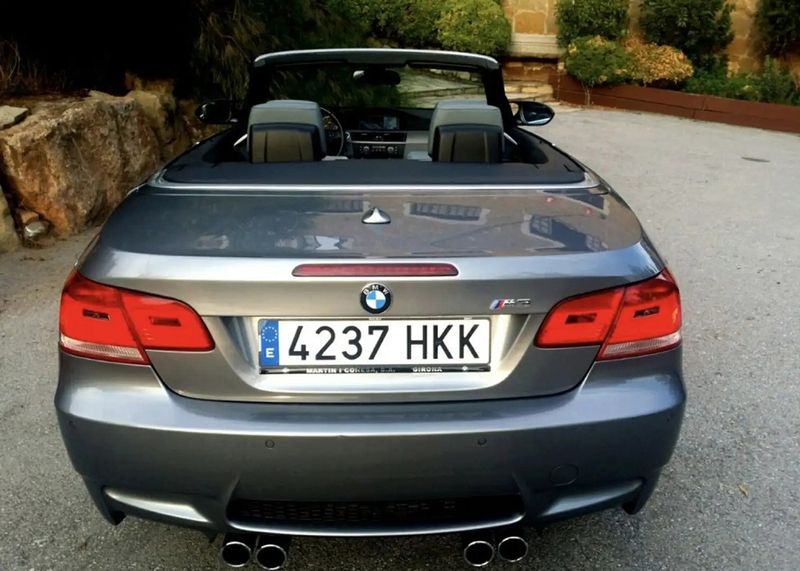 BMW M3 • 2009 • 66,000 km 11
