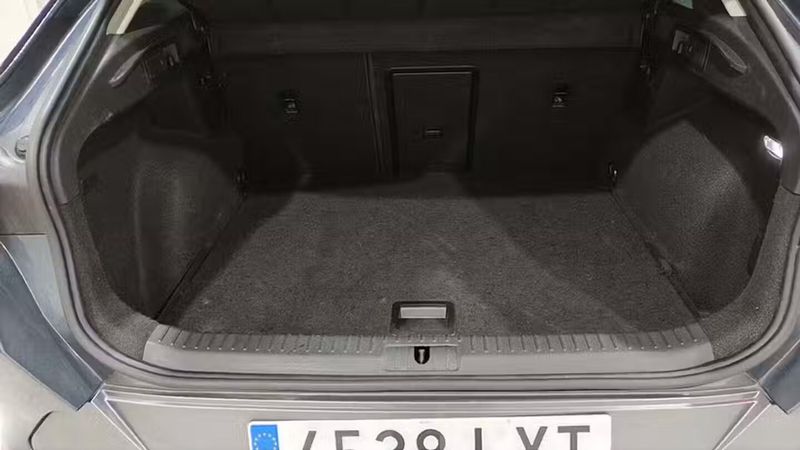 Seat Leon • 2022 • 38,626 km 26