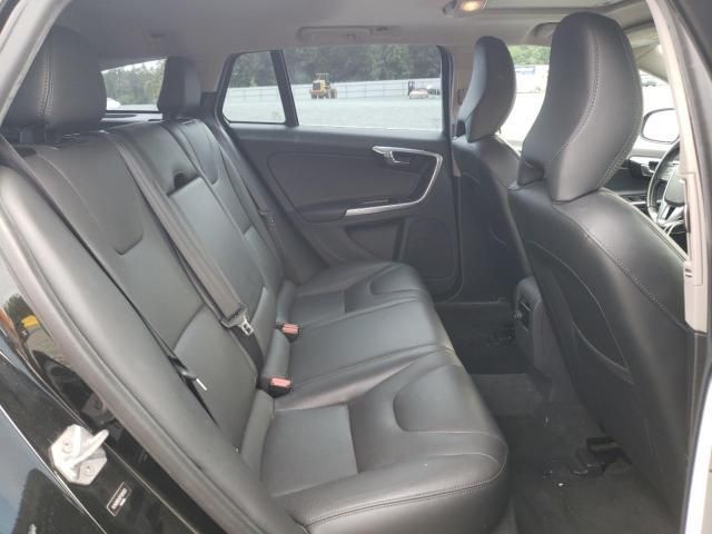 Volvo V60 • 2015 • 10,000 mi 6