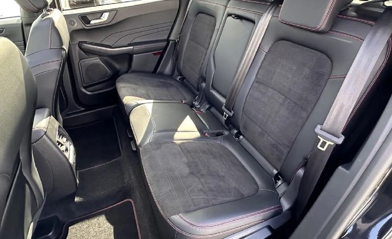 Ford Kuga • 2022 • 28,750 km 11