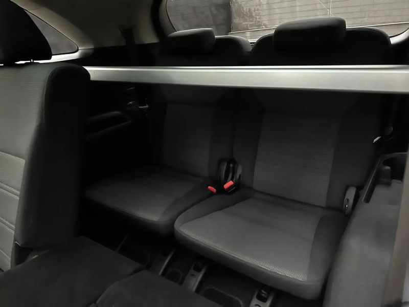 Kia Sorento • 2015 • 141,000 km 8