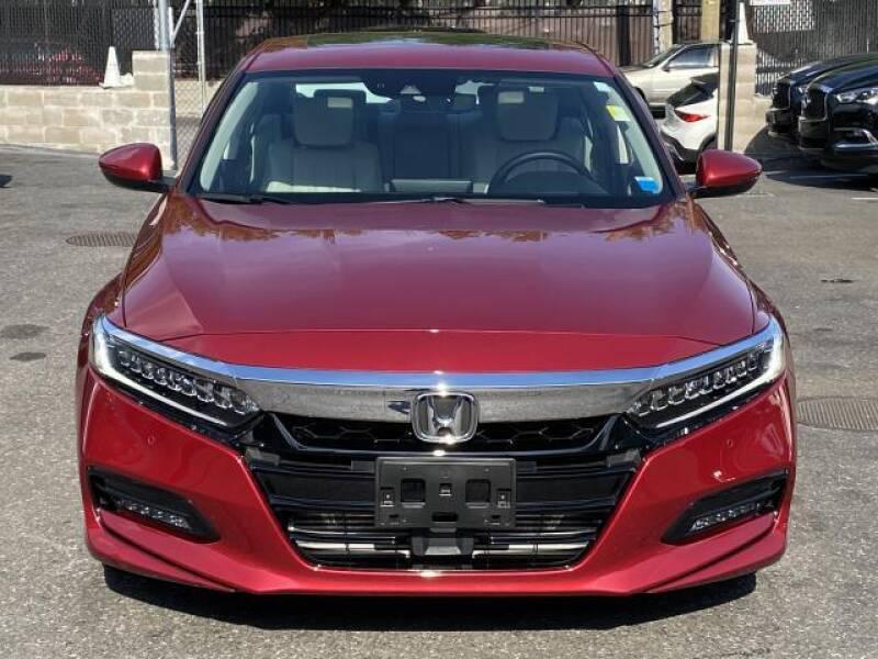 Honda Accord • 2018 • 9,651 km 17