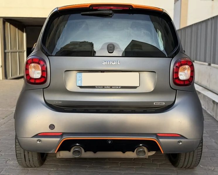 Smart Fortwo coupé • 2018 • 60,900 km 10