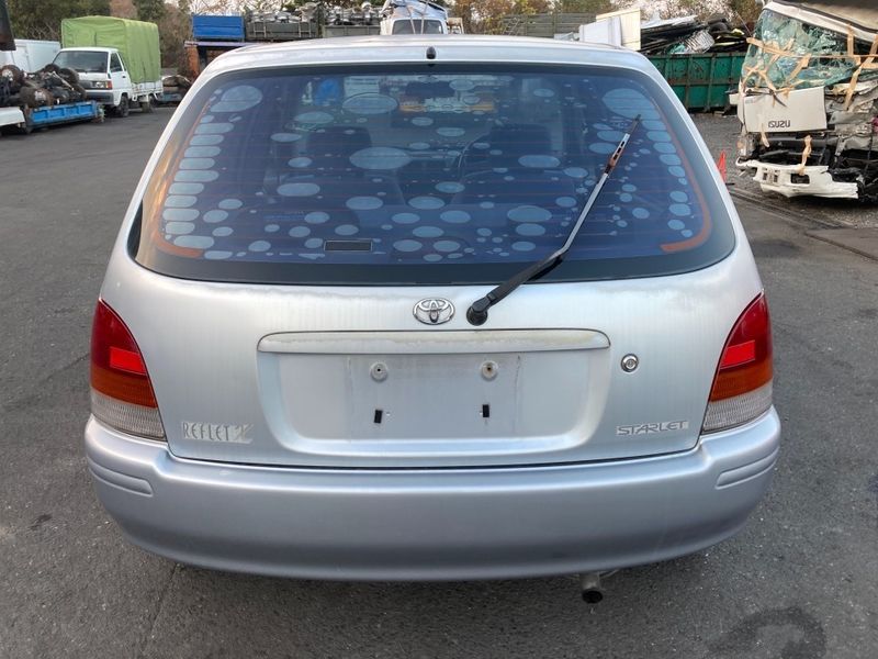 Toyota Starlet • 2013 • 50,000 km 4