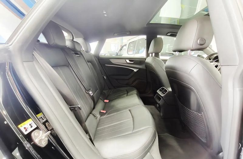 Audi A7 • 2019 • 78,898 km 12