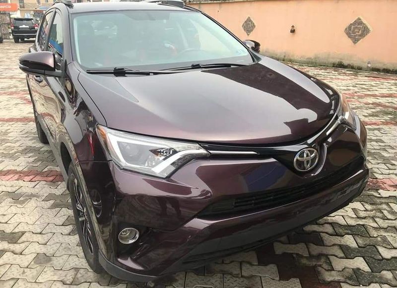 Toyota RAV4 • 2019 • 50,000 km 1