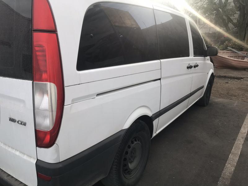 Mercedes-Benz 100 D • 2013 • 300,000 km 5