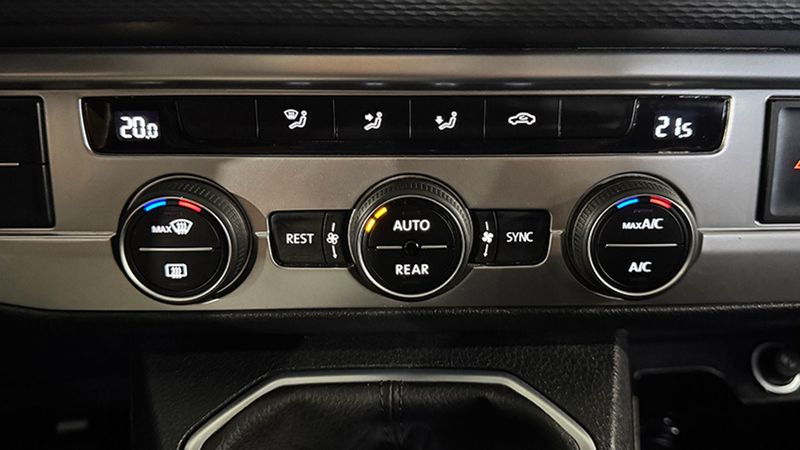 Volkswagen Multivan • 2022 • 78,464 km 31