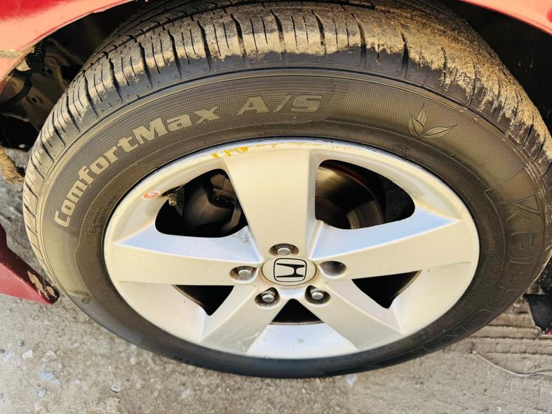 Honda Civic • 2010 • 121,000 mi 3