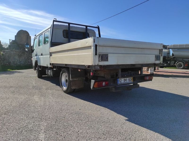 Mitsubishi Fuso canter • 2009 • 250,000 km 2
