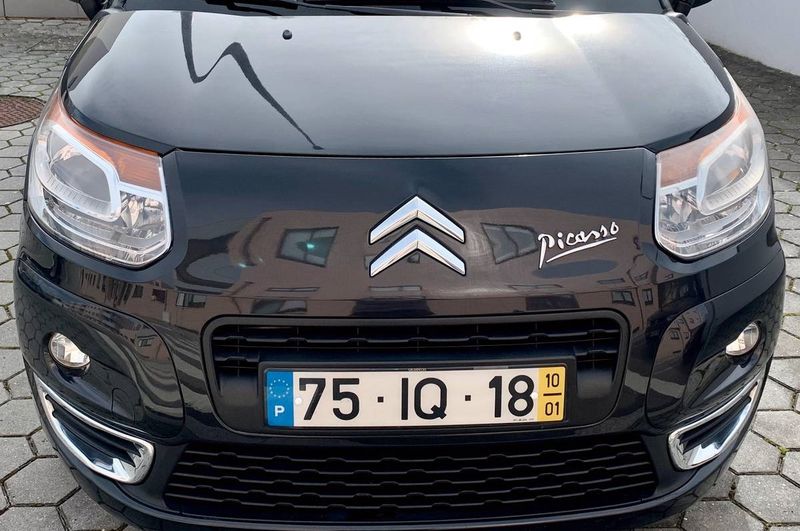 Citroën C3 Picasso • 2009 • 180,000 km 4