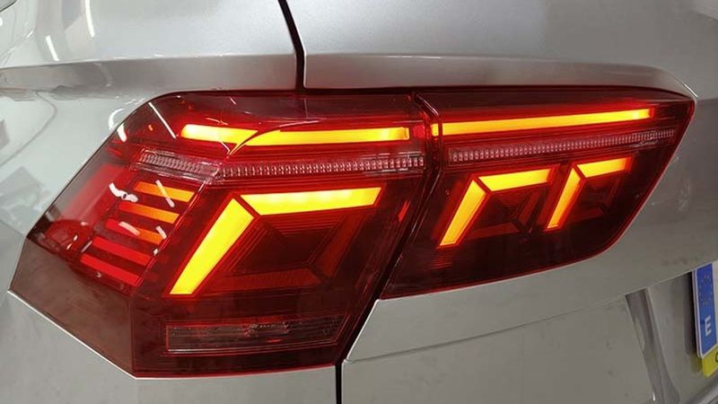 Volkswagen Tiguan • 2023 • 10,800 km 11