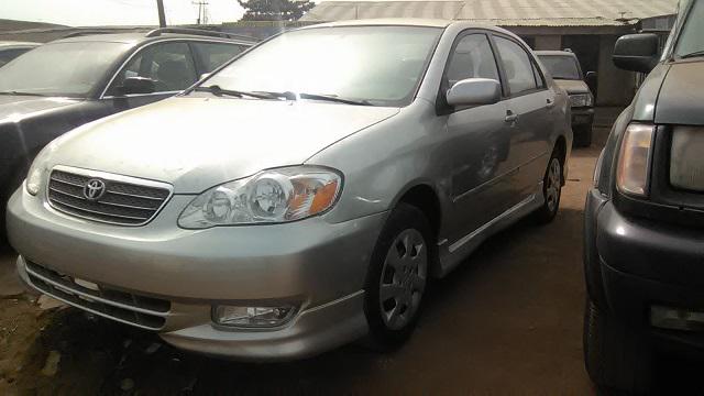 Toyota Corolla • 2006 • 13,000 km 4