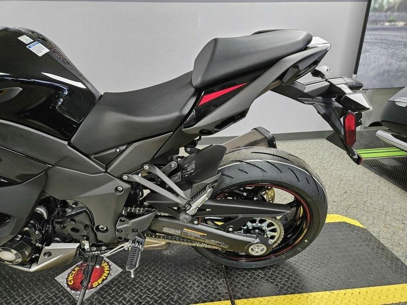 Kawasaki ninja 650r • 2023 • 2,000 km 2