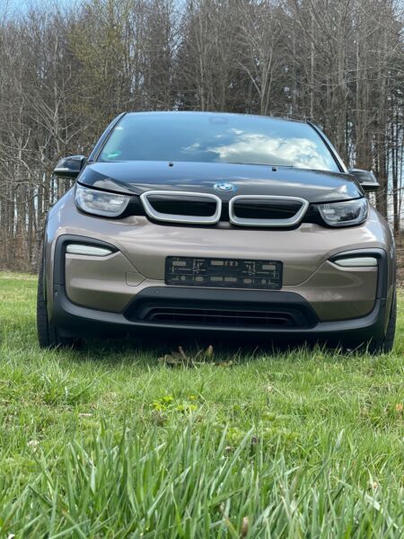 BMW i3 • 2020 • 30,980 km 4