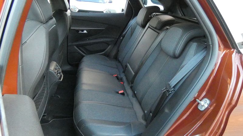 Peugeot 3008 • 2019 • 65,583 km 7