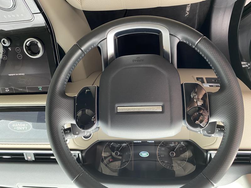 Land Rover Range Rover • 2021 • 100 km 10