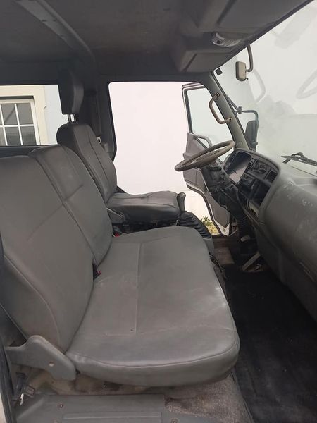 Mitsubishi Fuso canter • 2001 • 150,000 km 5