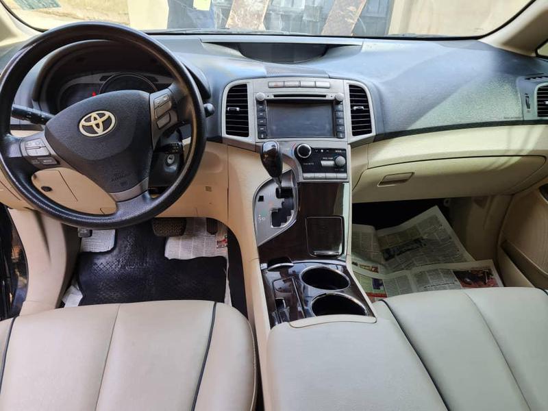 Renault 10 • 2010 • 120,000 km 6