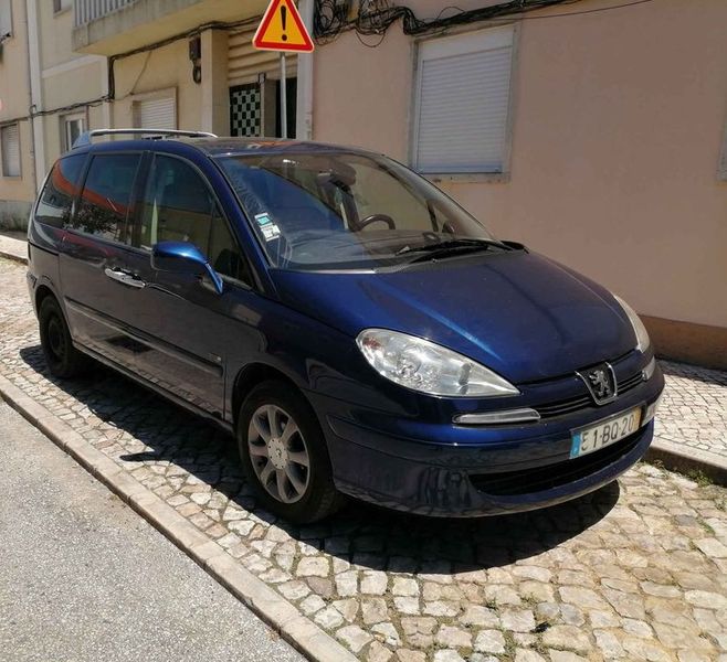 Peugeot 807 • 2006 • 250,000 km 2