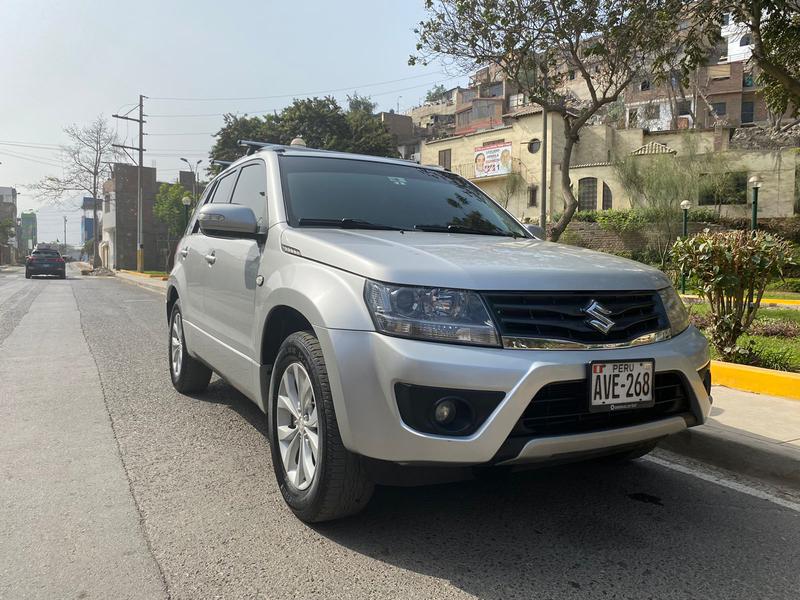 Suzuki Grand Nomade • 2017 • 61,000 km 3