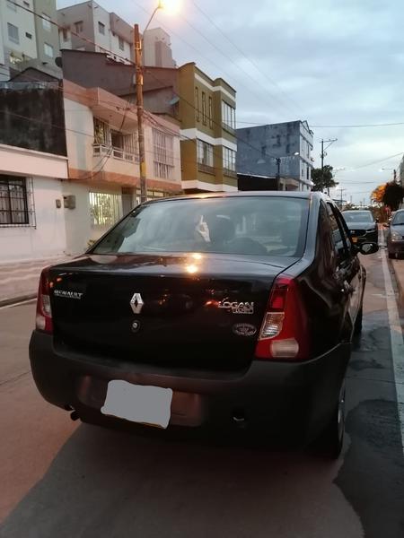 Renault Logan • 2010 • 120,000 km 6
