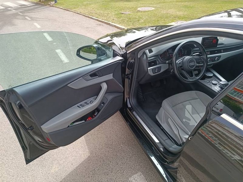 Audi A5 • 2017 • 97,000 km 2